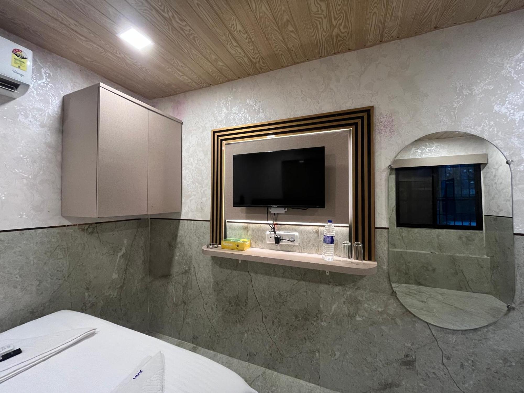 Hotel Newyork By Stayzy Rooms Mumbai Rom bilde
